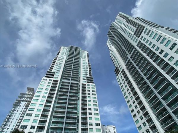 253 NE 2nd St, Unit 3007, Miami, FL 33132