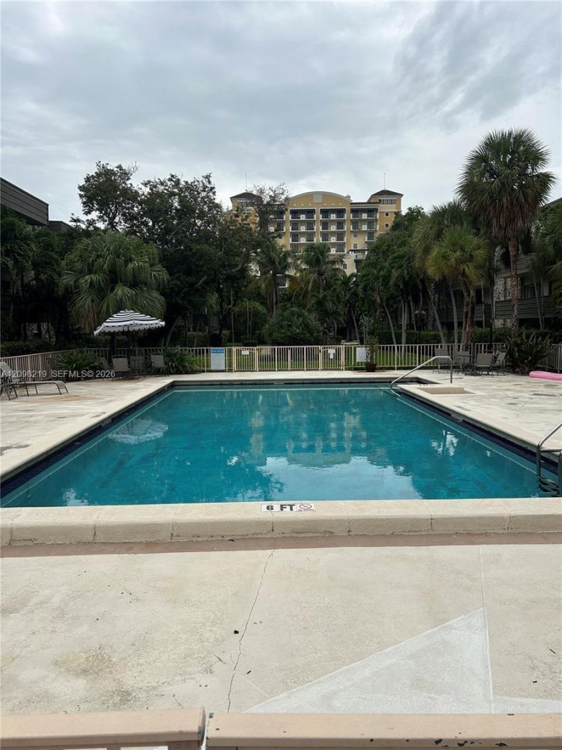 8335 SW 72nd Ave, Unit 203D, Miami, FL 33143 Photo