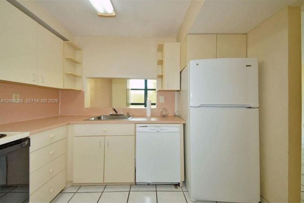 11790 SW 18th St, Unit 122-3, Miami, FL 33175 Photo