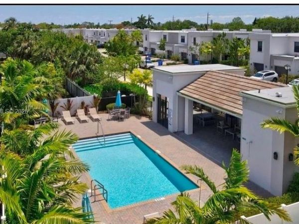 543 NW 17th St, Unit 543, Fort Lauderdale, FL 33311