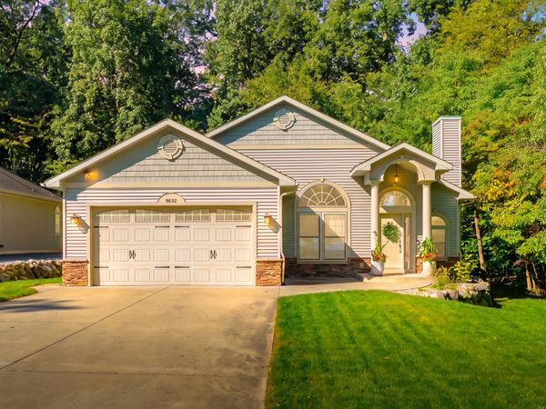 9632 Woodlawn Drive, Portage, MI 49002