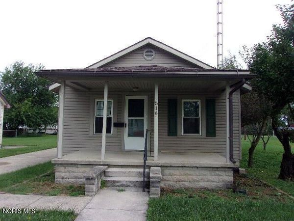 516 Miller Avenue , Fostoria, OH 44830