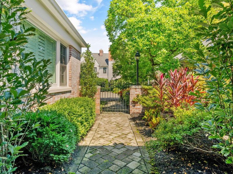150 Ashbourne Road, Bexley, OH 43209 Photo 95