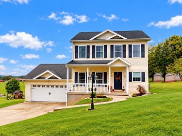 81 White Pine Drive, Fairmont, WV 26554
