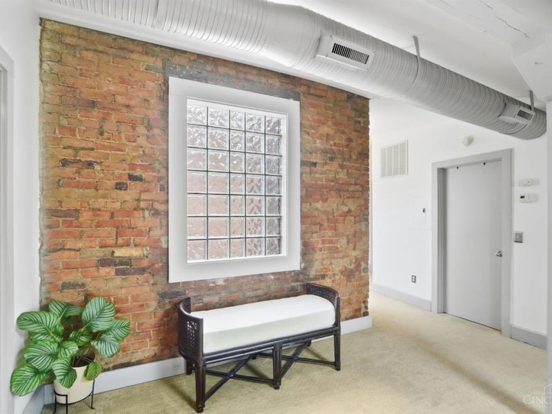 1126 Walnut Street, Unit 5, Cincinnati, OH 45202 Photo 9