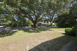 2133 Wappoo Drive photo 4