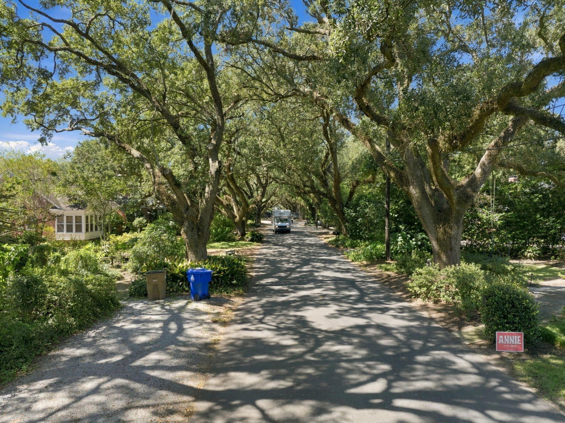 2133 Wappoo Drive Photo 24