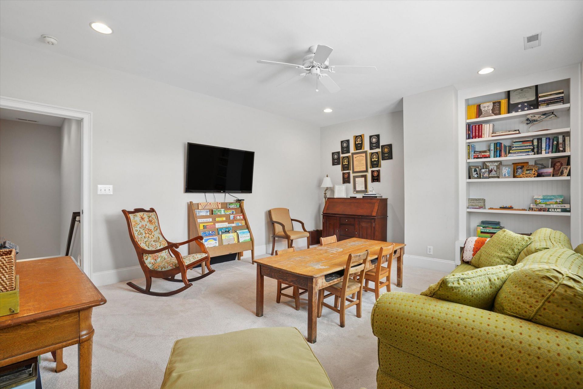 614 Island Walk Photo 42