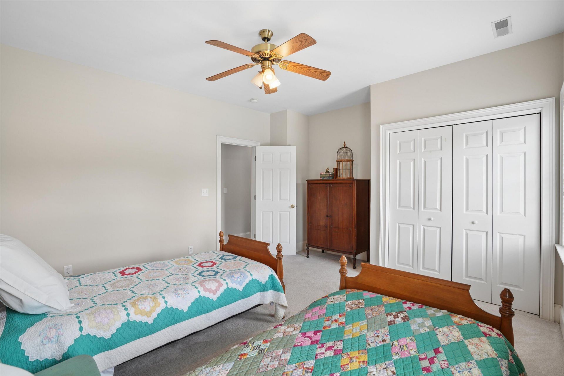 614 Island Walk Photo 46