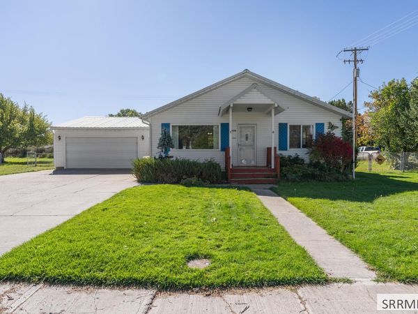 2930 E Teton Street, AMMON, ID 83406