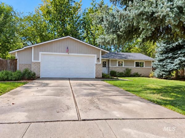 4211 N Jennifer Pl, Boise, ID 83704