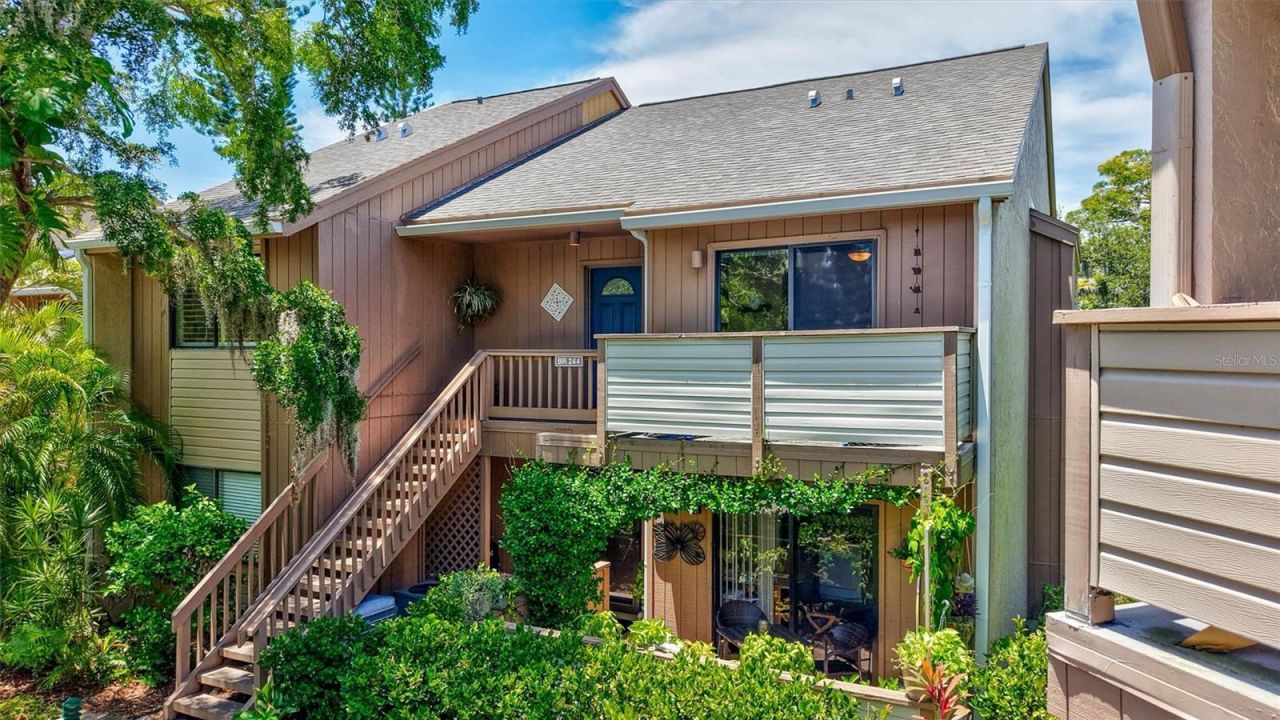 1637 Brookhouse Court, Unit 244, Sarasota, FL 34231 Photo