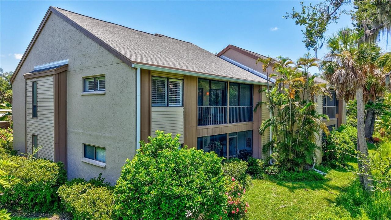 1637 Brookhouse Court, Unit 244, Sarasota, FL 34231 Photo