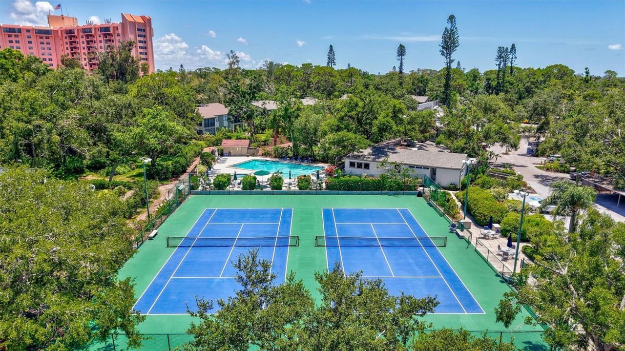 1637 Brookhouse Court, Unit 244, Sarasota, FL 34231 Photo