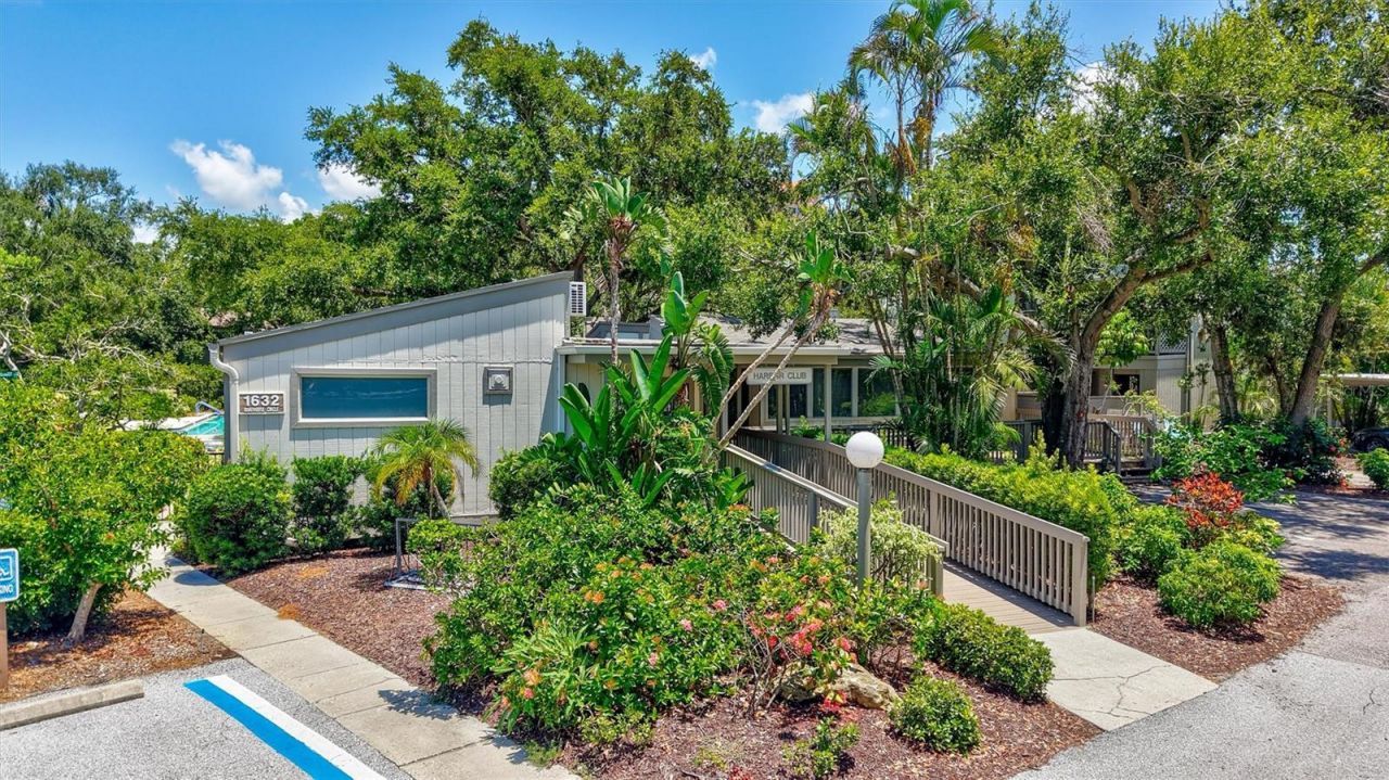 1637 Brookhouse Court, Unit 244, Sarasota, FL 34231 Photo