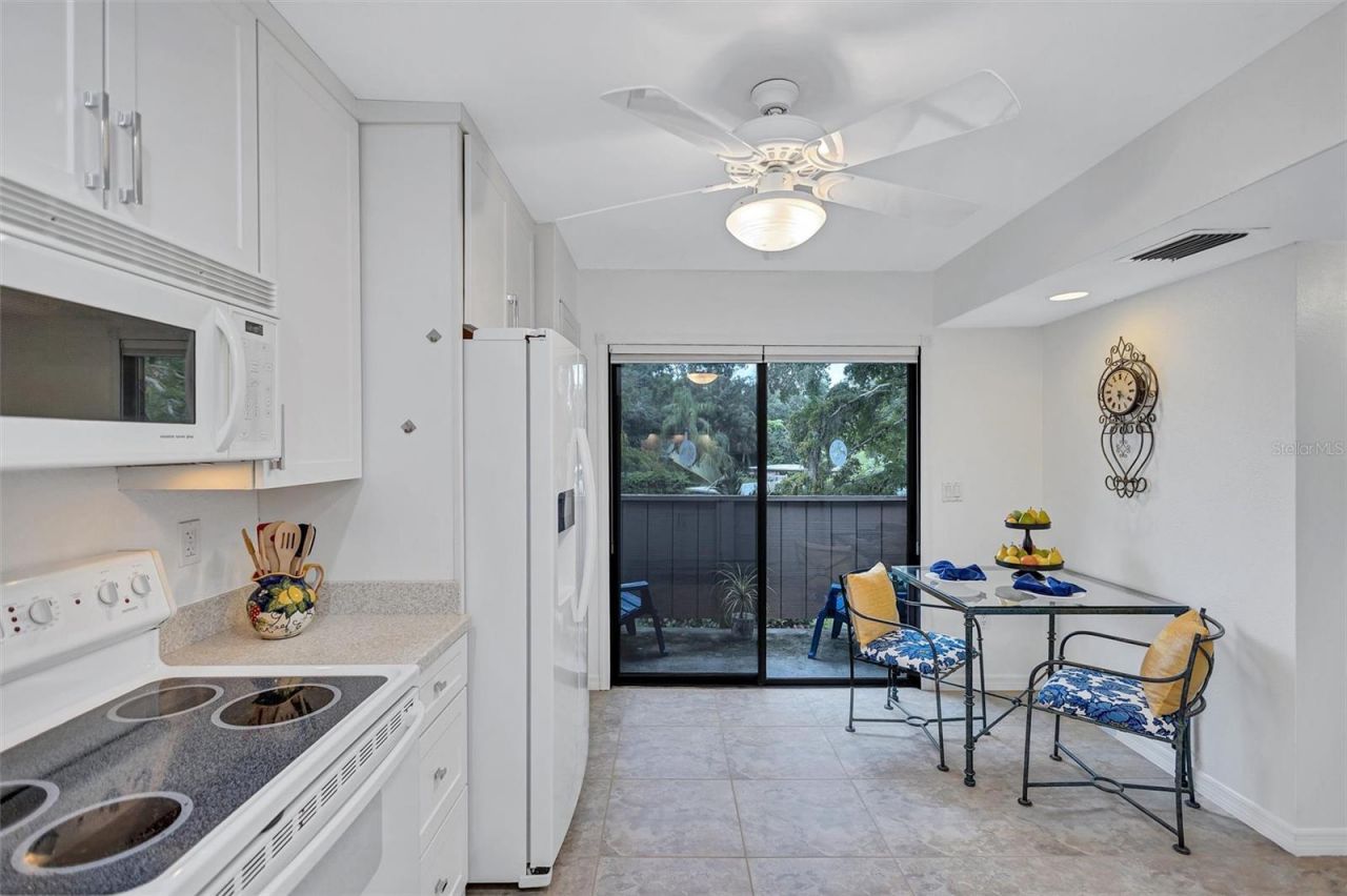 1637 Brookhouse Court, Unit 244, Sarasota, FL 34231 Photo