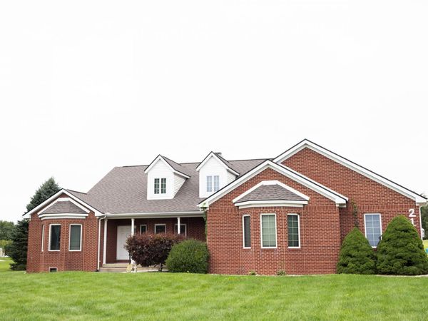 2117 N 700 W Road, Warsaw, IN 46580