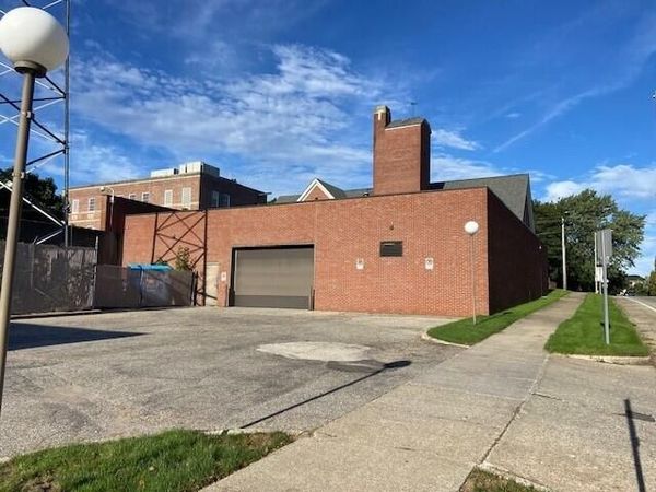 518 Columbus Avenue, Grand Haven, MI 49417