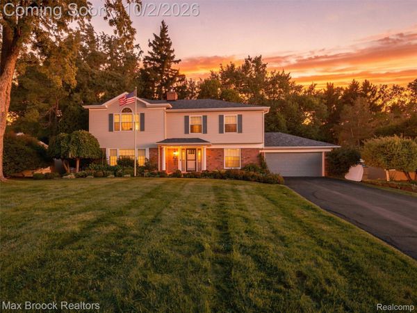 3548 Valleyview Court, West Bloomfield Township, Mi 48323