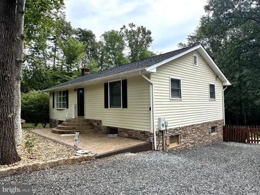 6107 EDS ROAD, MINERAL, VA 23117