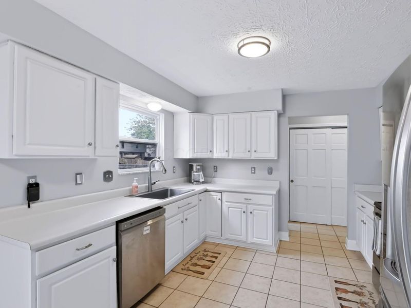 1904 Ashburn Drive, Delaware, OH 43015 Photo 17