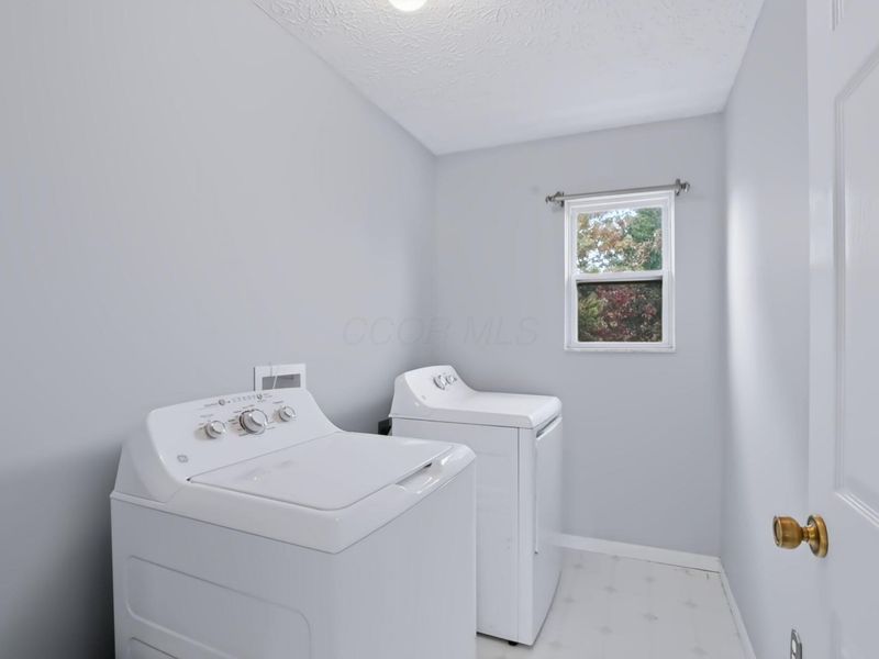 1904 Ashburn Drive, Delaware, OH 43015 Photo 41