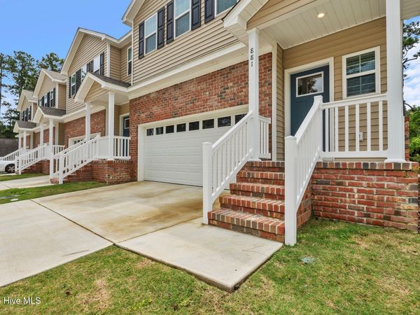 881 Ducks Landing, Aberdeen, NC 28315