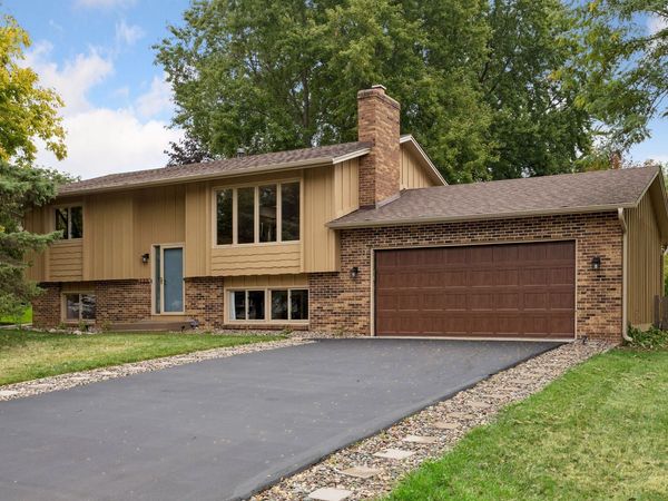 11315 40th Avenue N, Plymouth, MN 55441