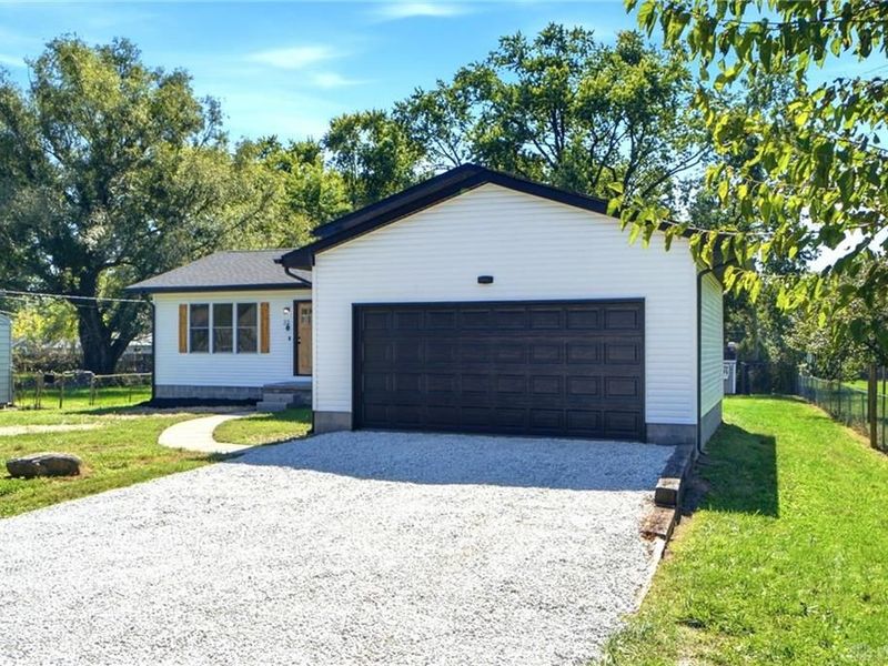 22 Apple Lane, Germantown, OH 45327 Photo 3