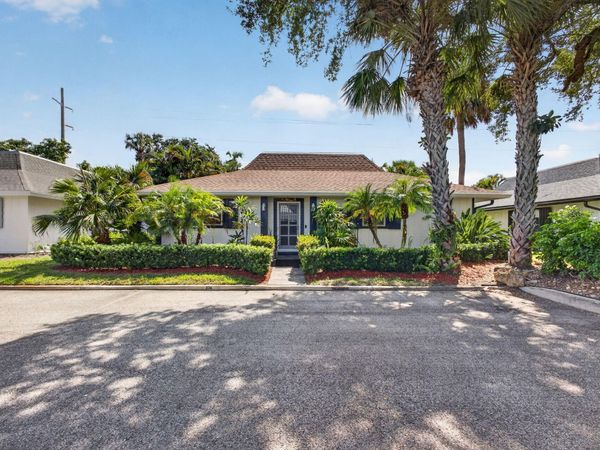 338 SW INDIAN GROVES Drive, Stuart, FL 34994