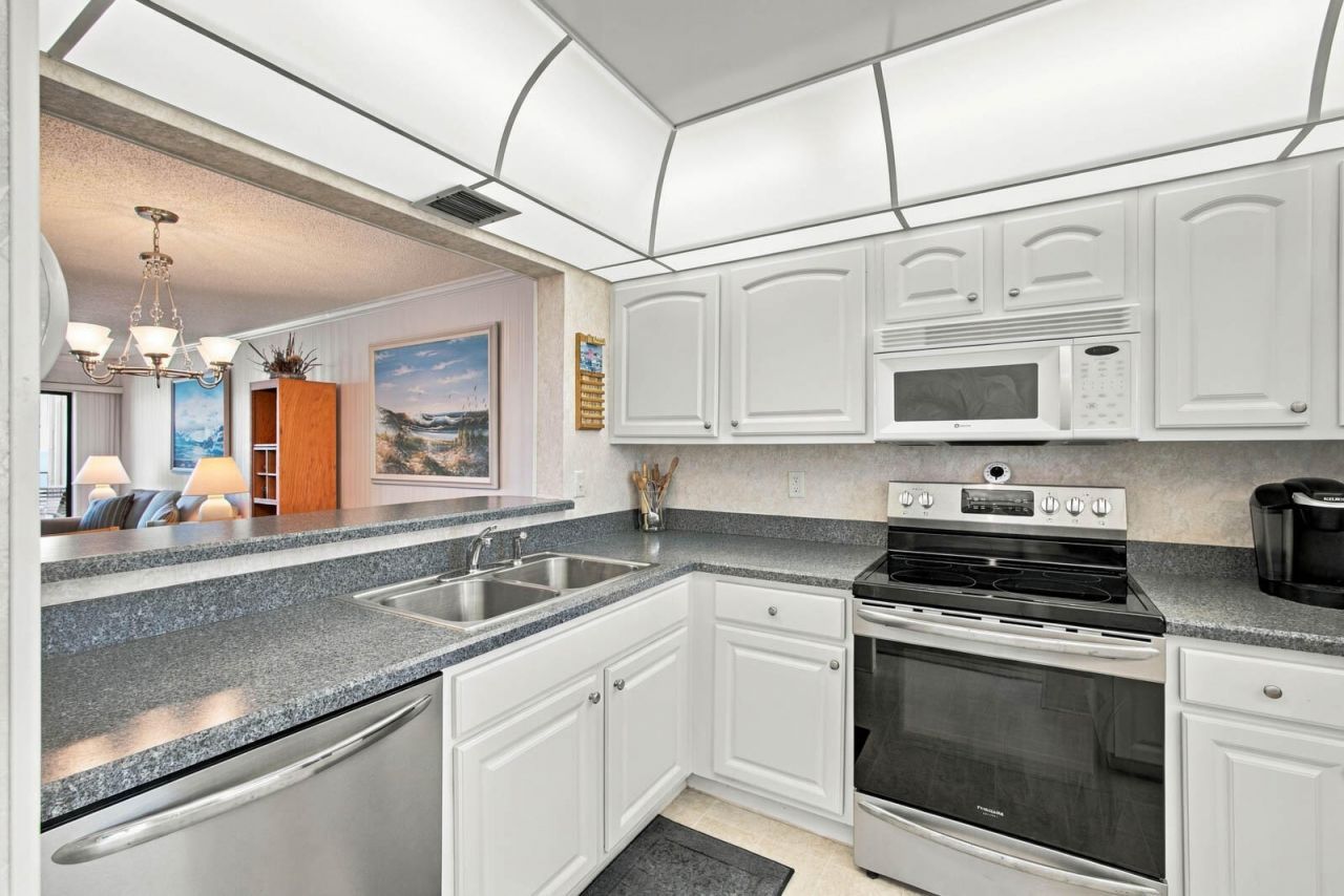 7400 S Ocean Drive, Unit E-802, Jensen Beach, FL 34957 Photo
