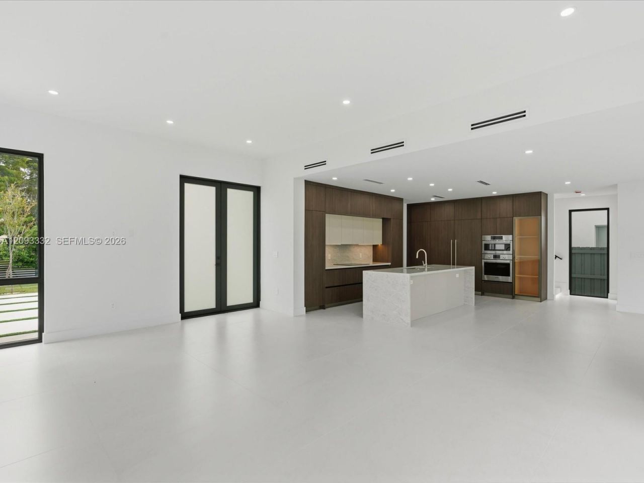 353 SW 23rd Rd , Miami, FL 33129 Photo