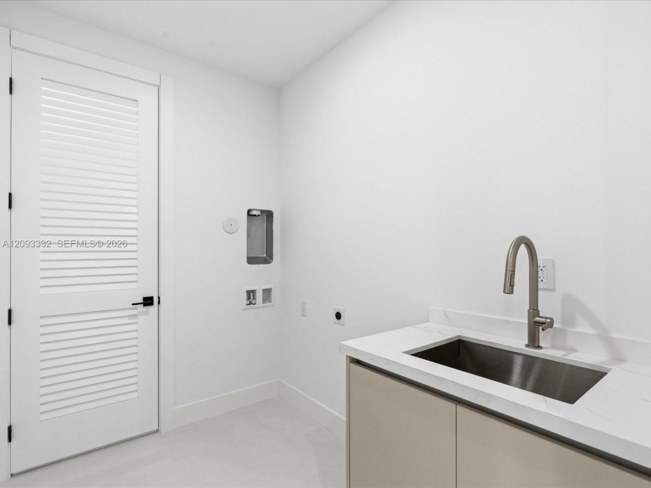 353 SW 23rd Rd , Miami, FL 33129 Photo