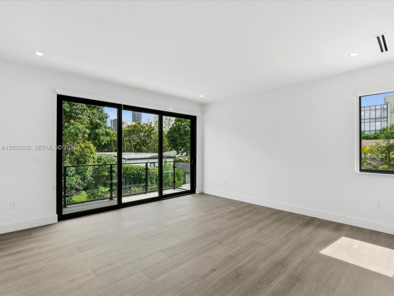 353 SW 23rd Rd , Miami, FL 33129 Photo