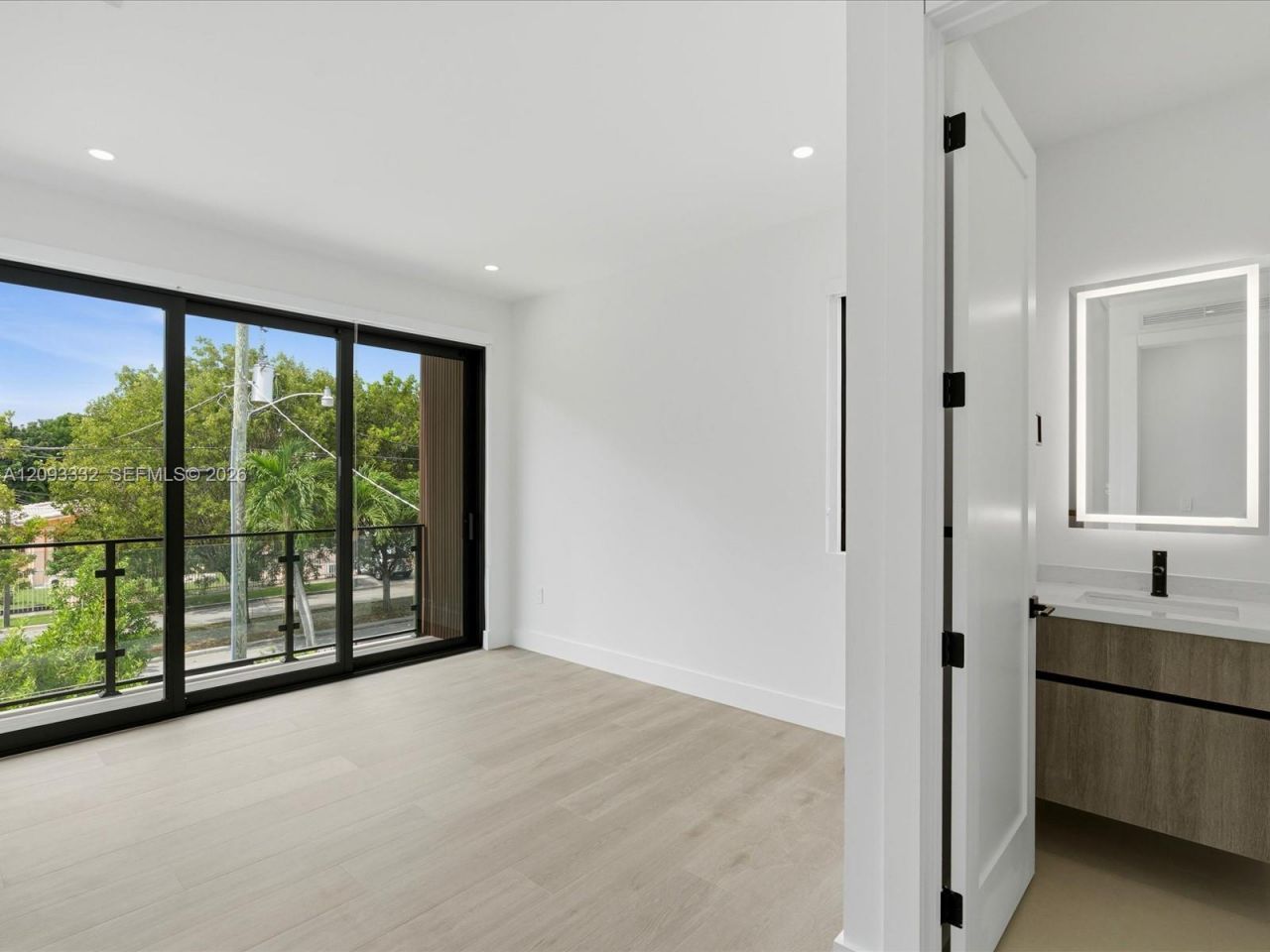 353 SW 23rd Rd , Miami, FL 33129 Photo