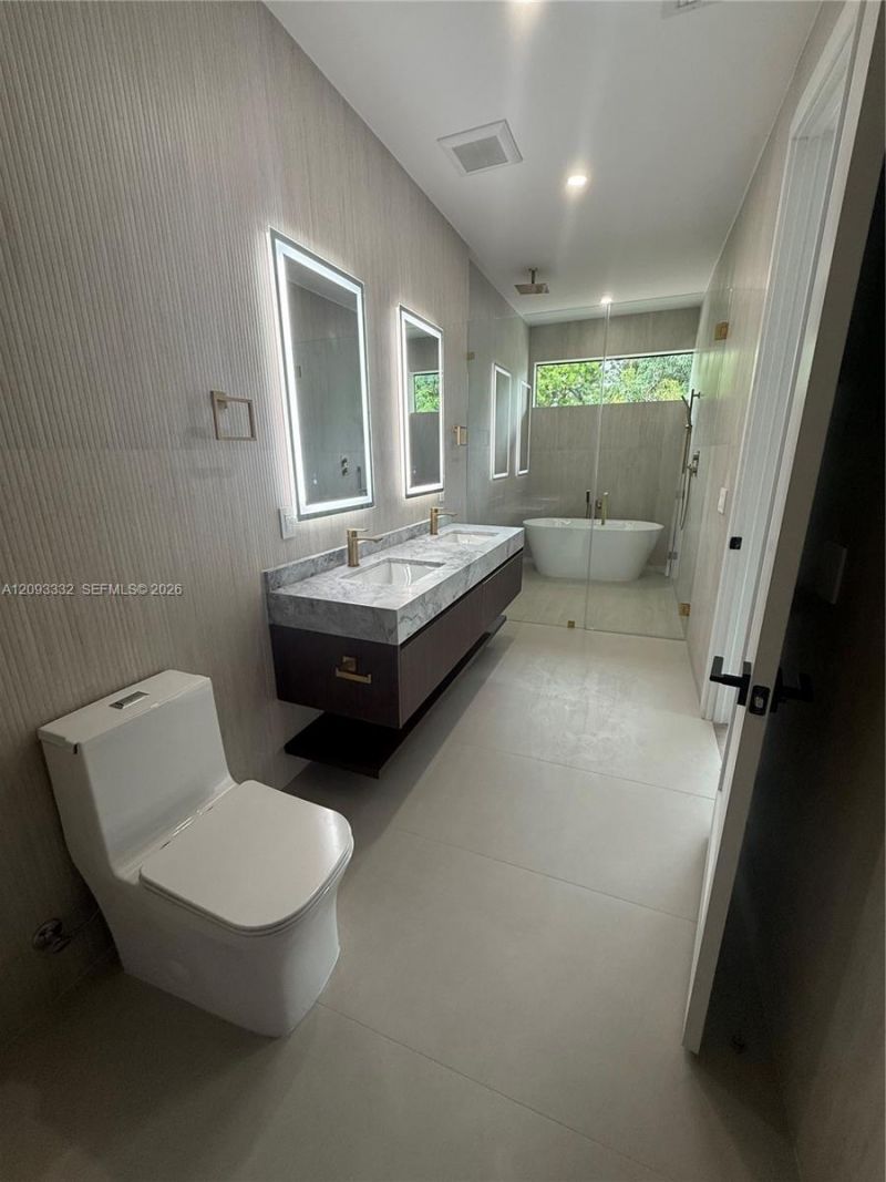 353 SW 23rd Rd , Miami, FL 33129 Photo