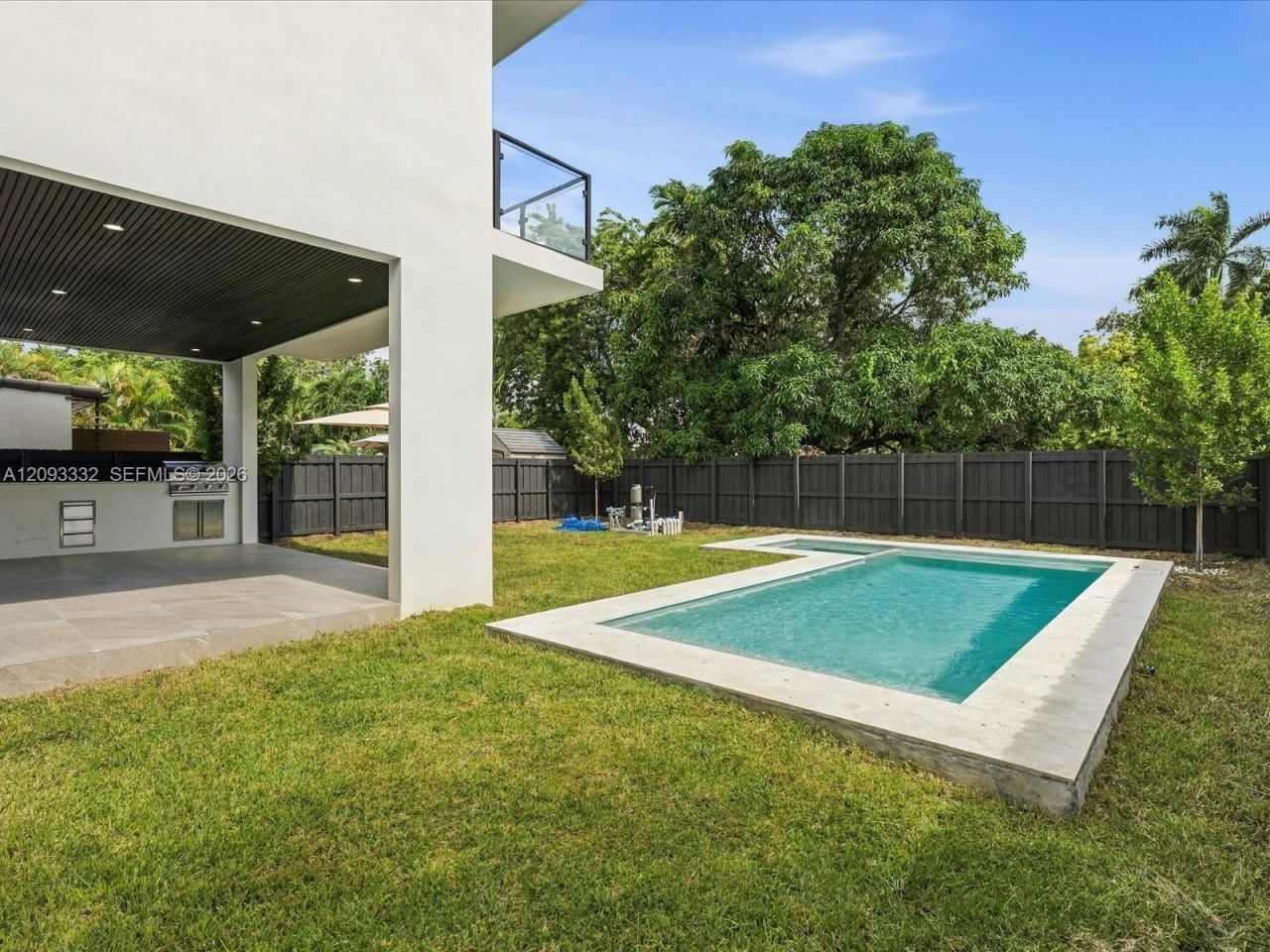 353 SW 23rd Rd , Miami, FL 33129 Photo