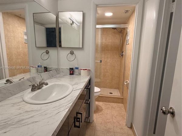 1021 Mockingbird Ln , Unit 404, Plantation, FL 33324