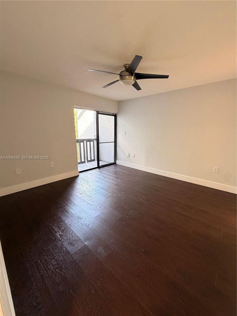 1021 Mockingbird Ln, Unit 404, Plantation, FL 33324 Photo