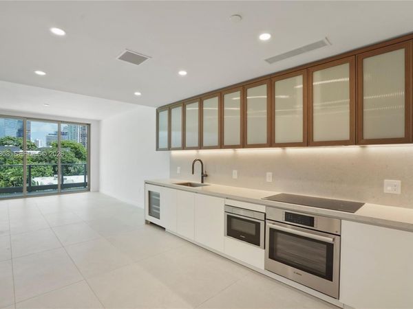 2200 Brickell Ave , Unit 306, Miami, FL 33129