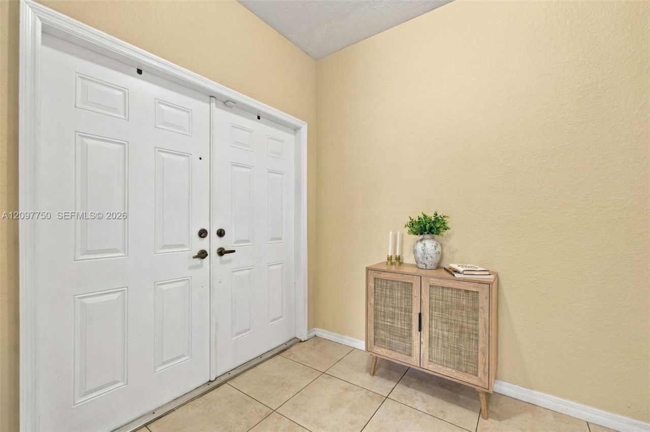 1504 SE 5th St , Homestead, FL 33033 Photo