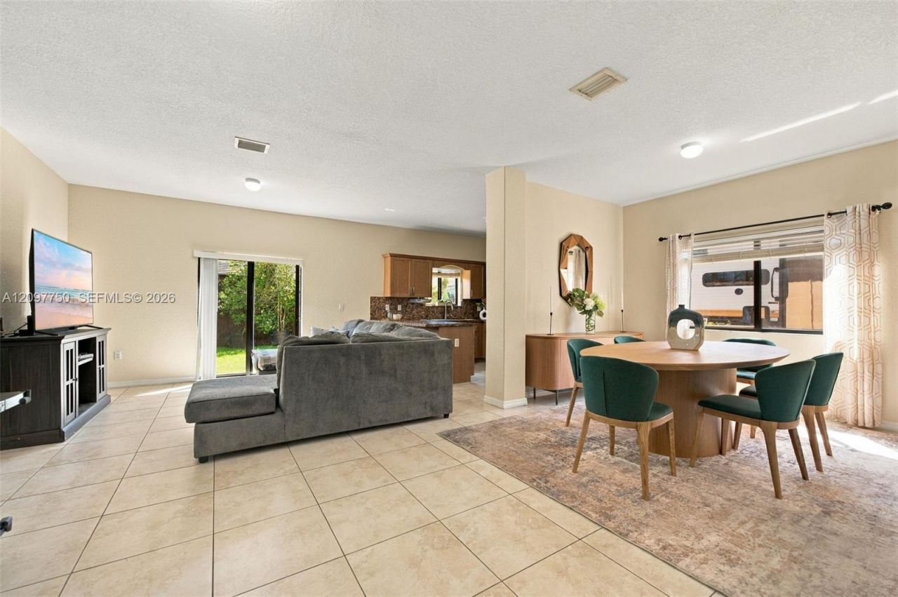 1504 SE 5th St , Homestead, FL 33033 Photo