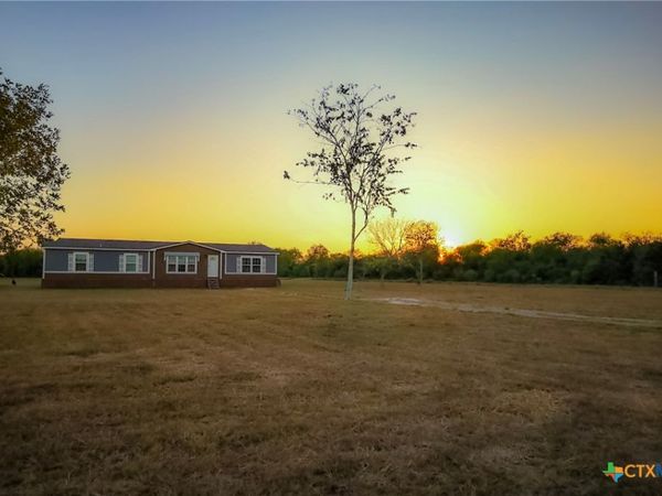 1938 Fm 1686 , Victoria, TX 77905