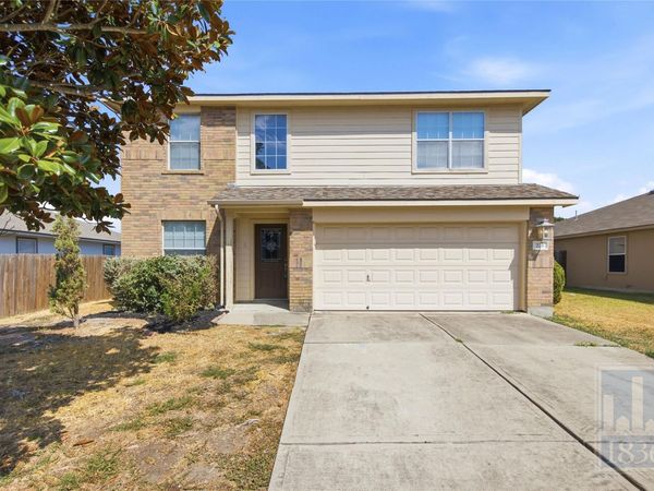226 Wegstrom ST, Hutto, TX 78634