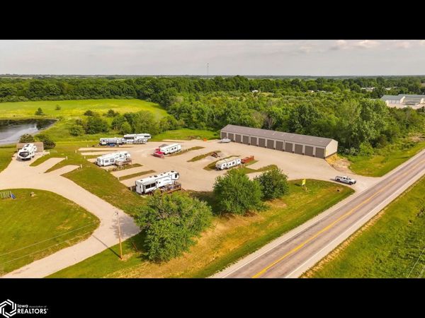 21029 Hwy J5T, Moravia, IA 52571