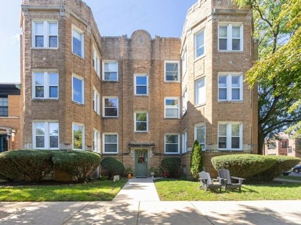 4944 N Rockwell Street, Unit 2, Chicago, IL 60625
