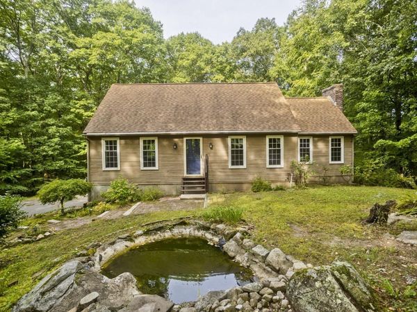 323 Bennett Rd., Hampden, MA 01036