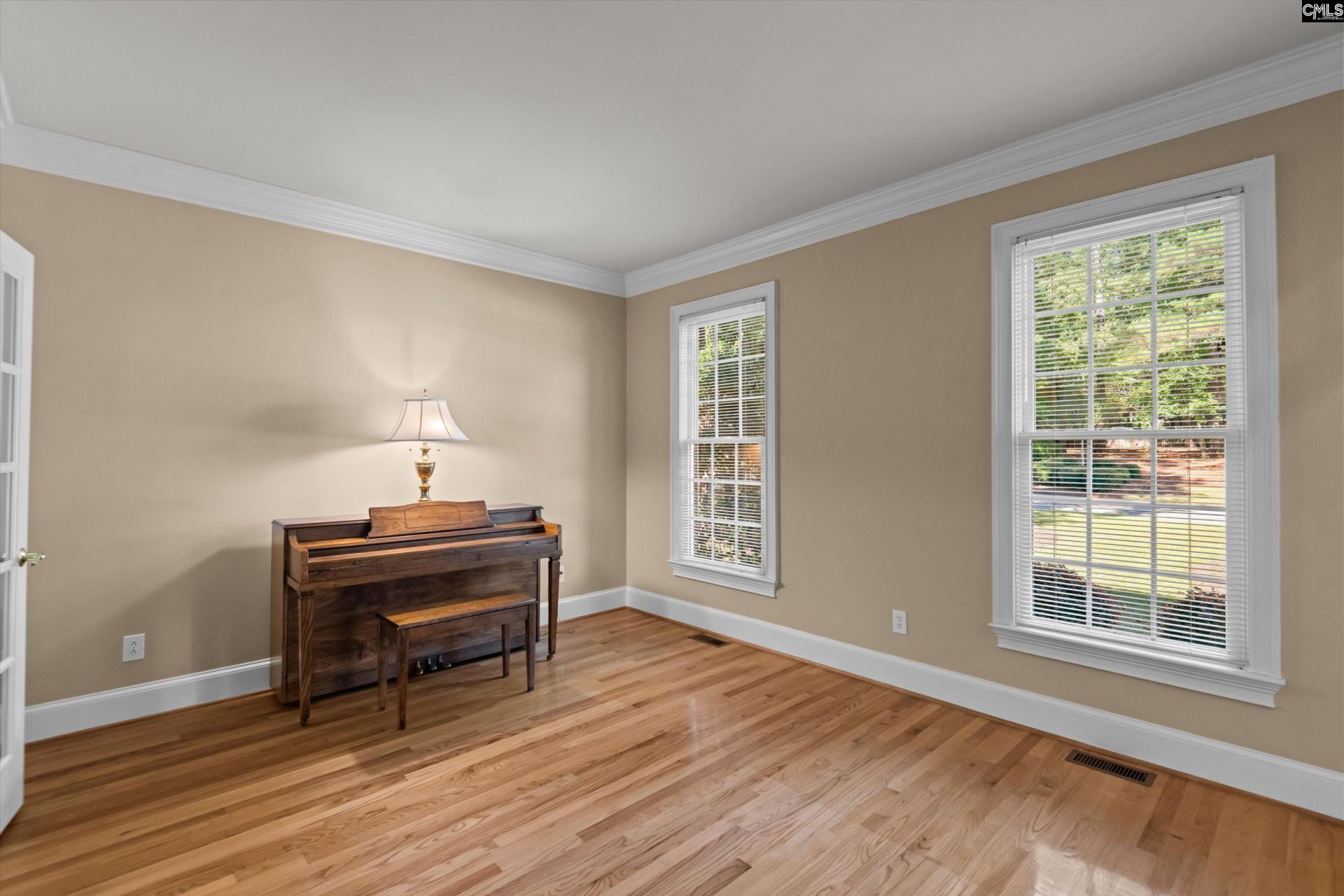237 Sheringham Road  Photo 21