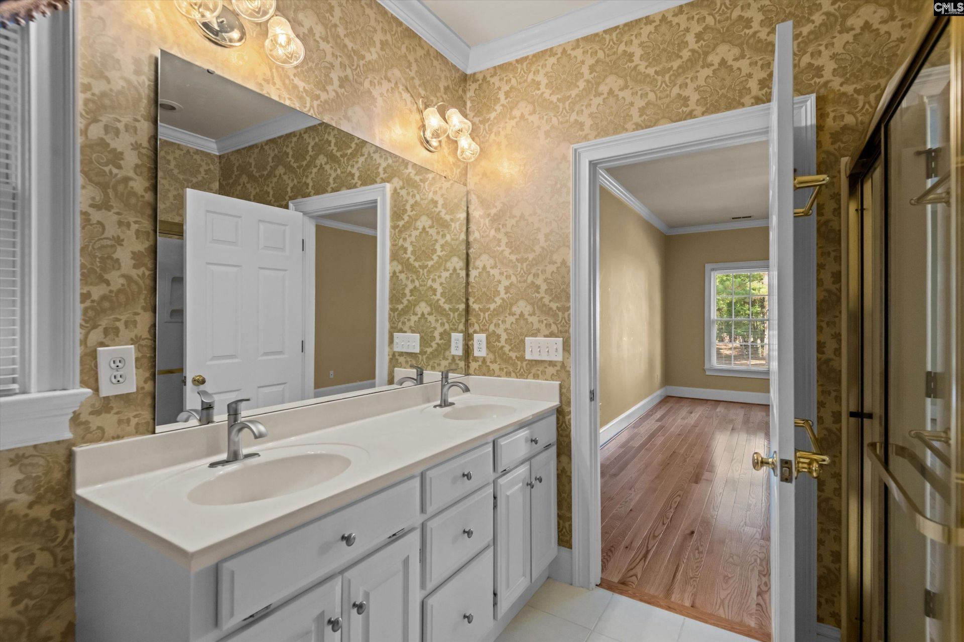 237 Sheringham Road  Photo 34