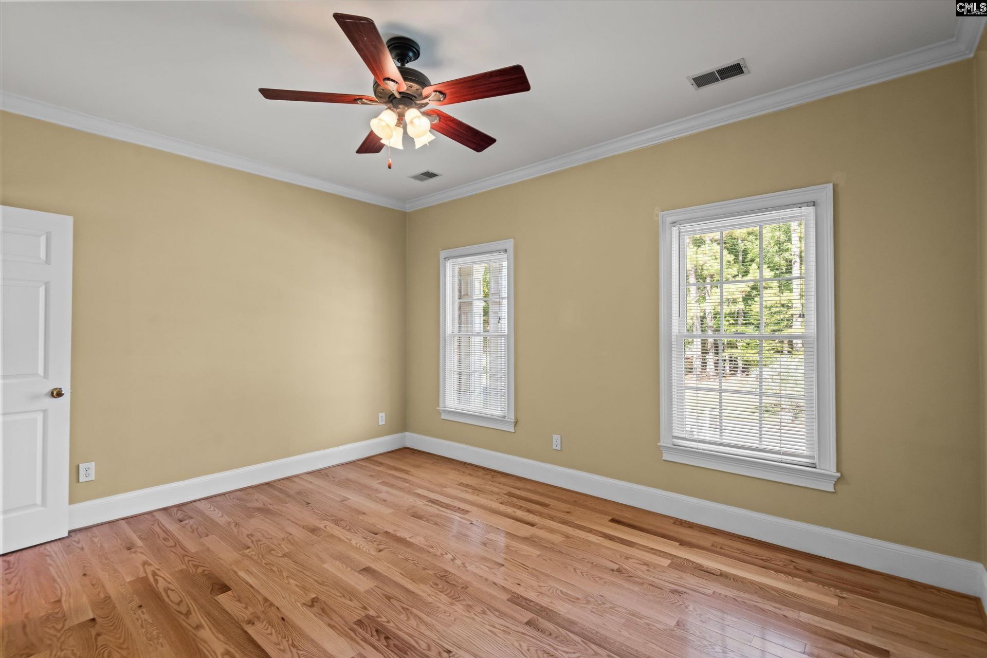 237 Sheringham Road  Photo 38